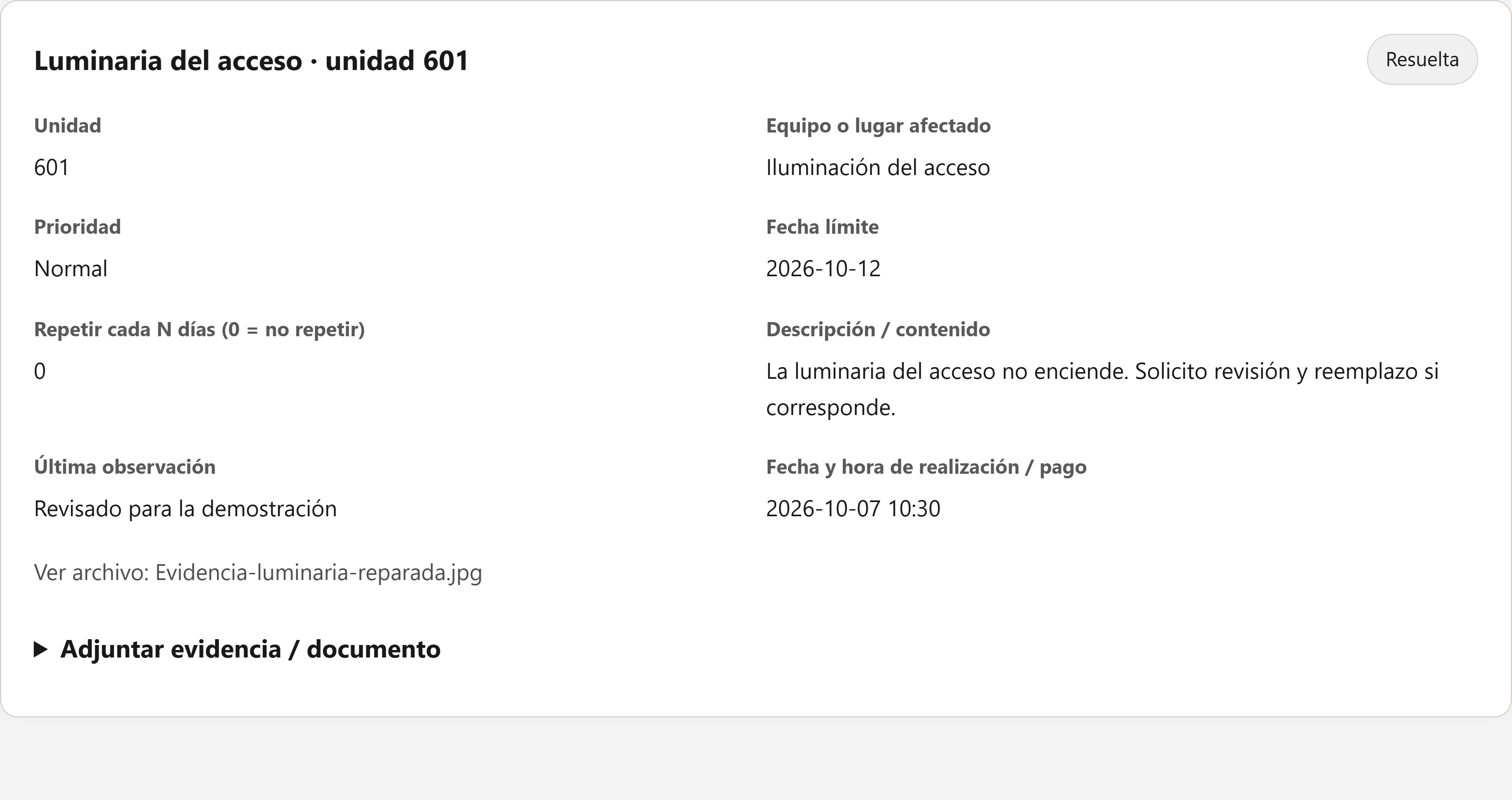Captura operativa real de Mantenimiento: estado, prioridad y fecha con datos ficticios